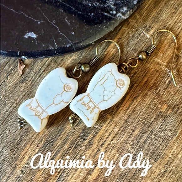Gold and Cream Earrings buffalo turquoise - Picture 1 of 1
